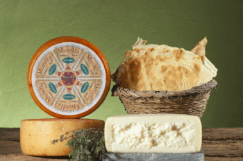 Oryginalny ser włoski owczy Pecorino Murella