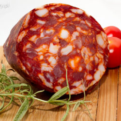Ventricina piccante salami